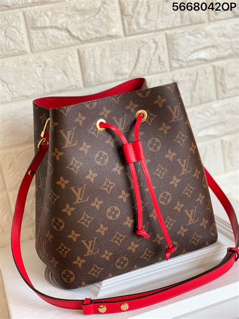 louis vuitton handbags red flag